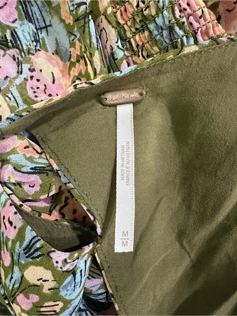 Free People Mabel Olive Green Floral Garden Print Ruched Peasant Blouse Sz M